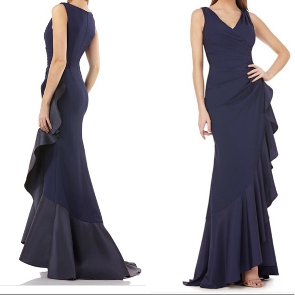 Carmen Marc Valvo Cascade Infusion Gown - Picture 3 of 15